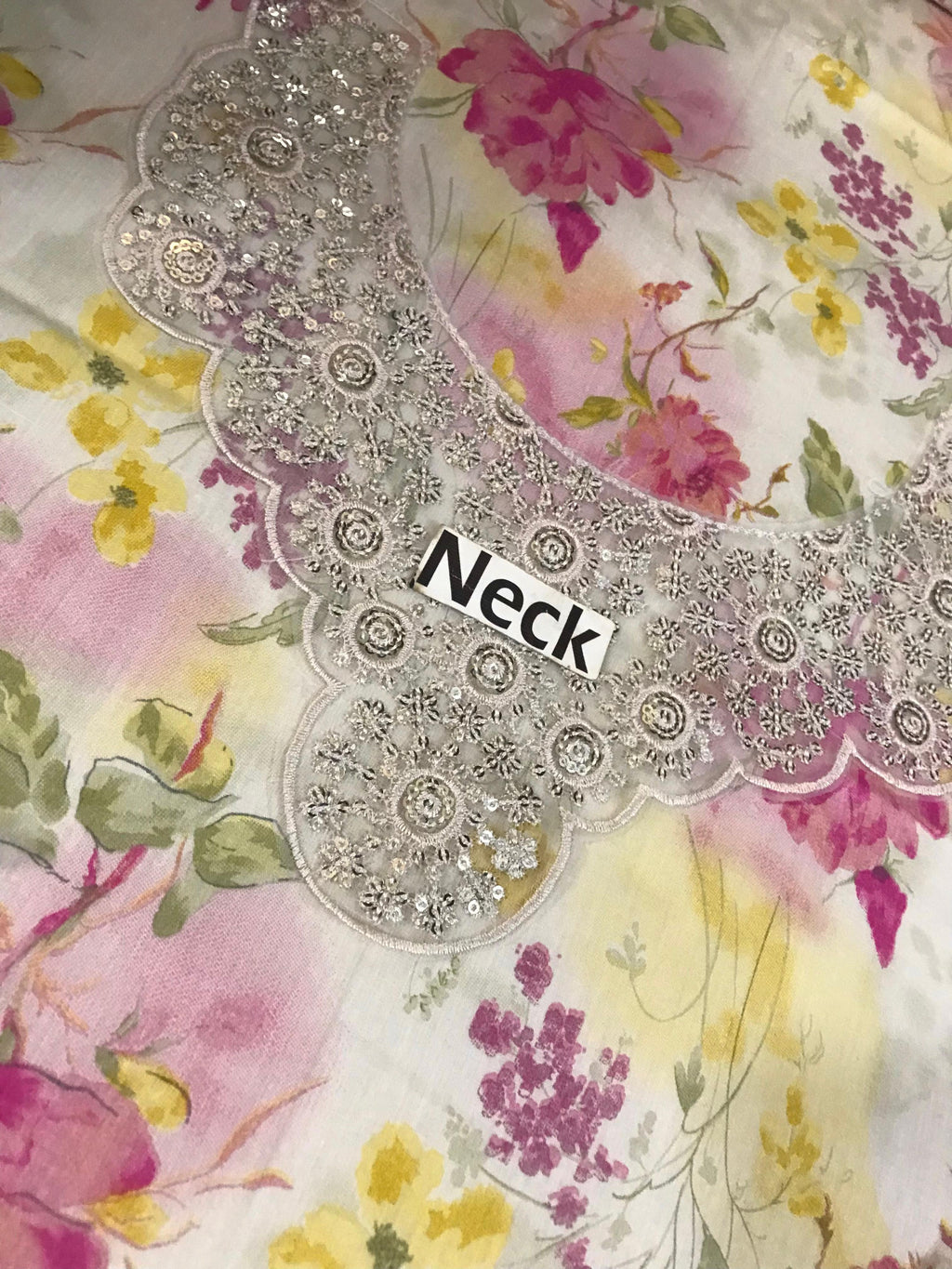 Iznik hit code unstiched lawn 3pc suit CODE-BHL04